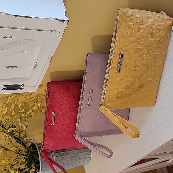 Steve Madden Monogram Clutch Purse Zip Large Wristlet Red Mauve Mustard - Picture 15 of 15